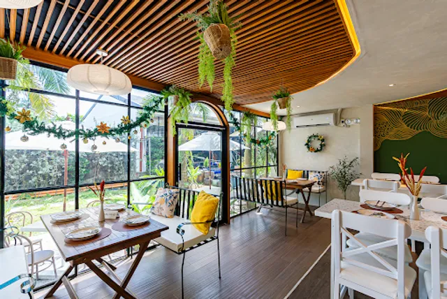 Healthy Kitchen Cafe