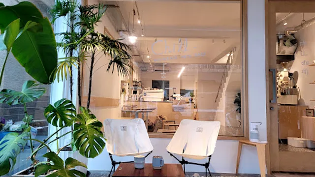 Mountain With Rain Cafe STUD!O