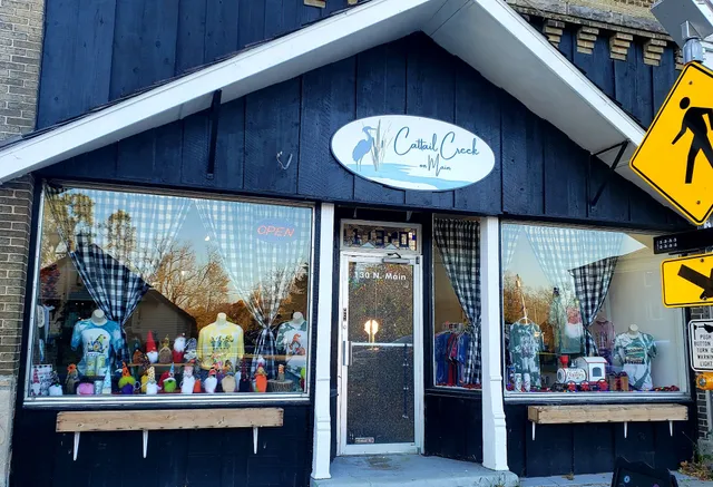 Cattail Creek On Main /Kringles On Main