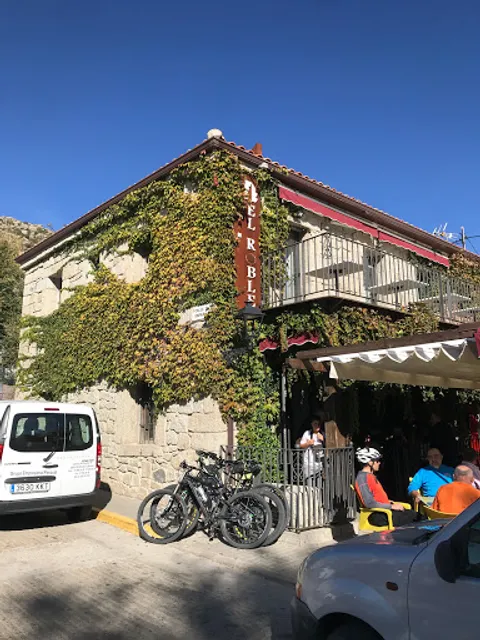 Restaurante El Roble