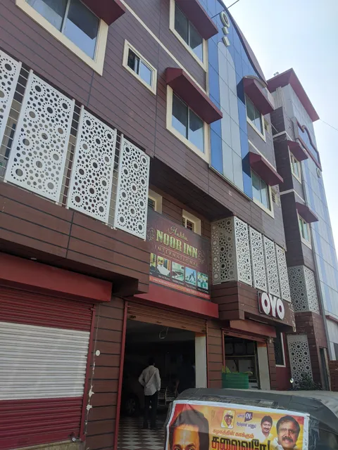 OYO Flagship Habiba Noor Inn