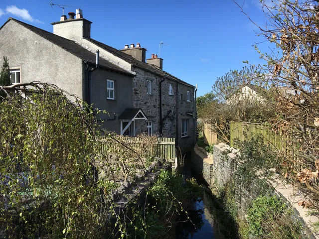 Maggie Puddle Cottages