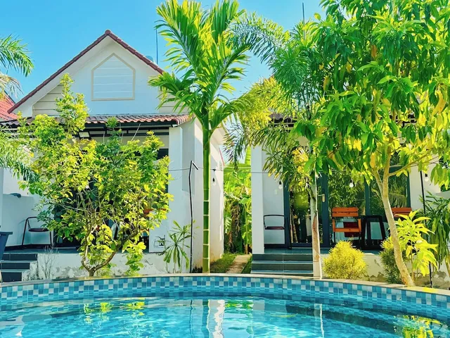 FLA VILLAGE - Bungalow & Café Restaurant