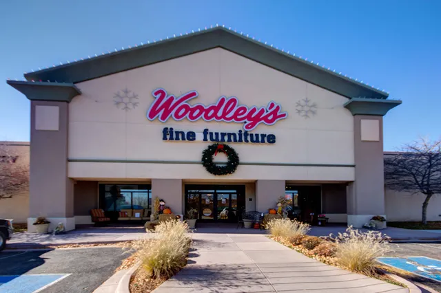Woodley's Fine Furniture - Fort Collins