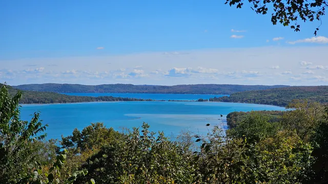 Glen Lake Overlook