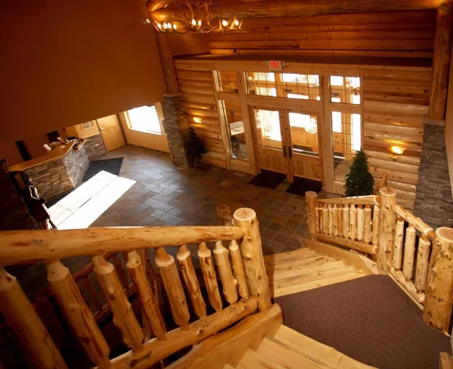 Whitefish Lodge & Suites