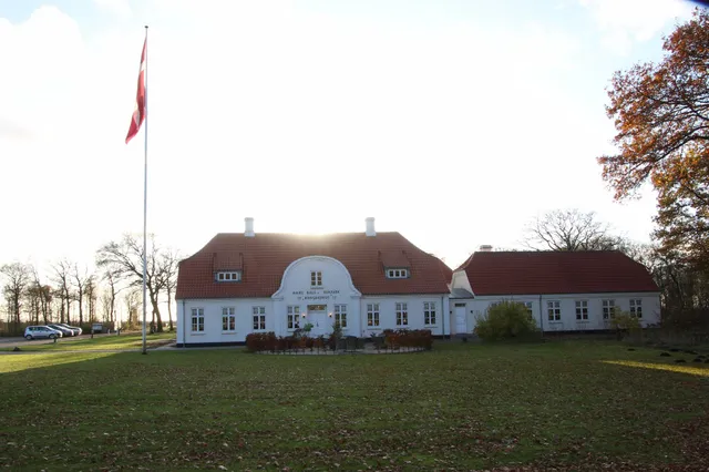 King's House Inn & Hotel