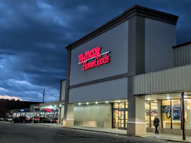 T.J. Maxx & HomeGoods
