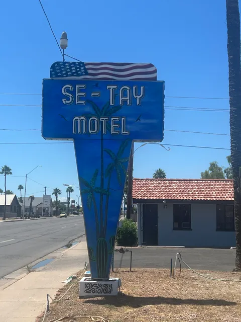 Se Tay Motel