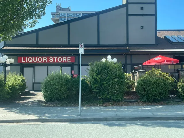 Oliver Twist Liquor Store