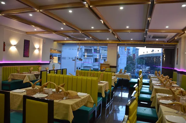 SAHYOG RESTAURANT & BANQUET (FATEHGUNJ VADODARA)