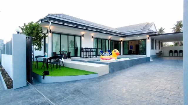 S2 Pool Villa Hua Hin