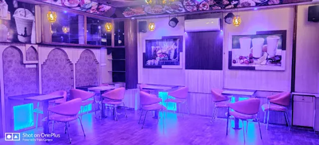 Cafe Mehfil & Resto- Cabin Cafe in Mansarovar