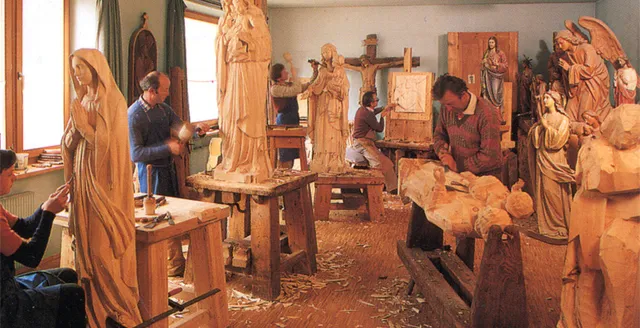 Holzschnitzer Giuseppe Stuflesser