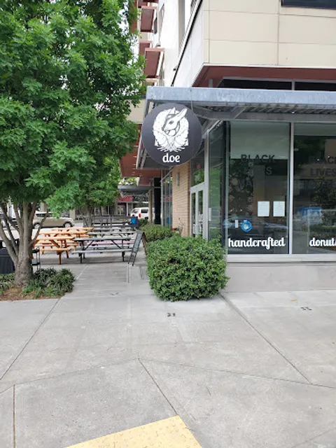 Doe Donuts + Ice Cream