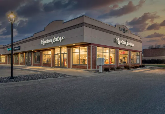 Mainstream Boutique - Willmar