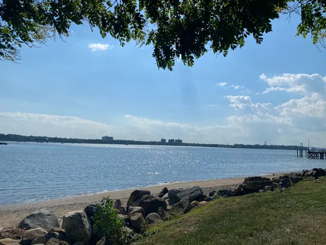 Great Neck Estates Park