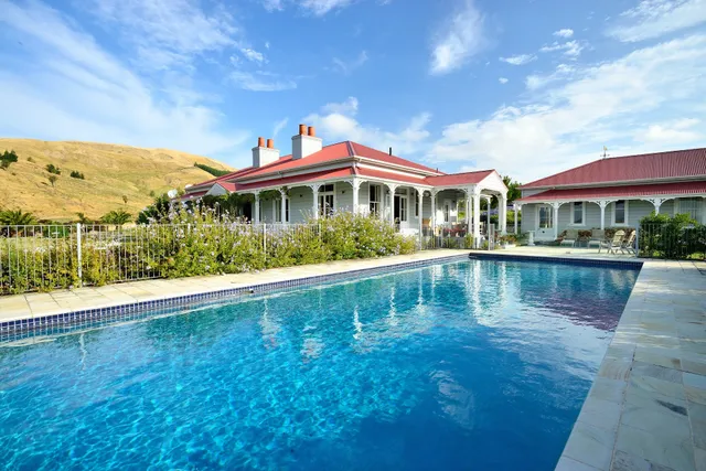 Cape South Country Escape & Wellness Retreat