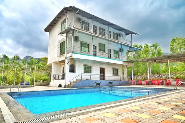 Mansi Farm and resort