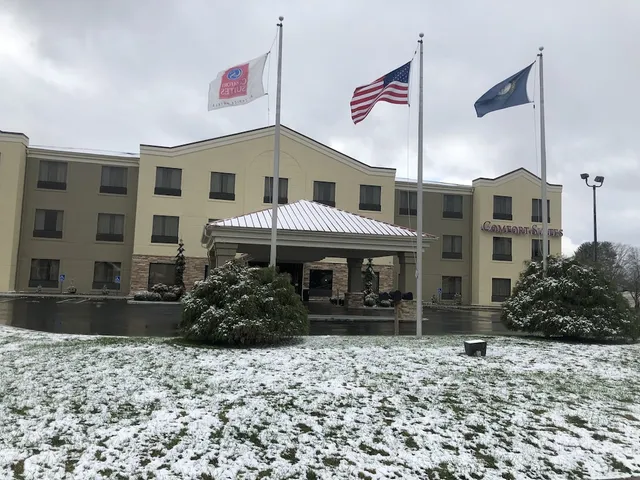 Comfort Suites London South