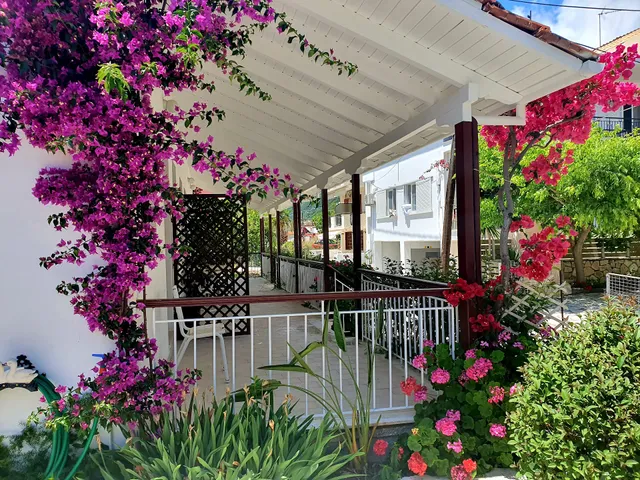 Daglas Seaside Studios