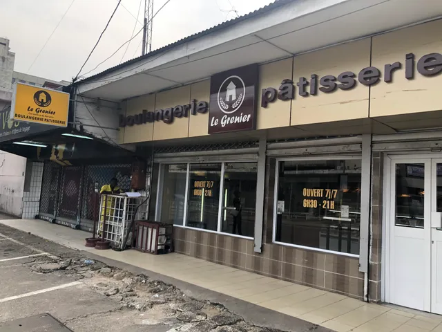 Boulangerie Le Grenier, Bonanjo