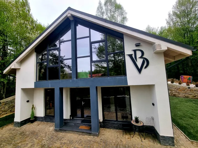 Vila Blanc Valiug Crivaia