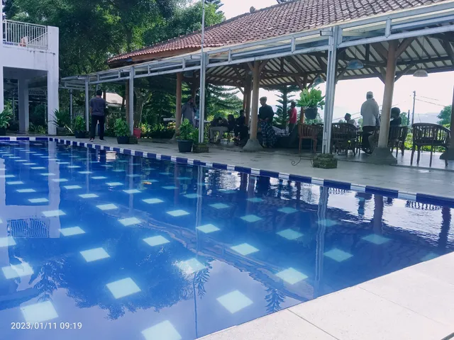 Kampung Duhur Villa And Resorts