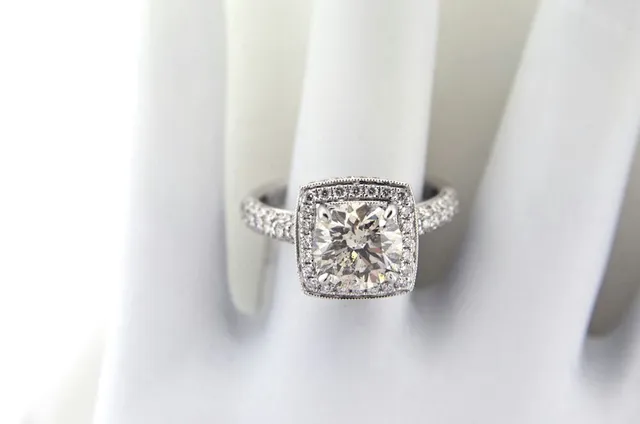 Diamond Collection & Co.