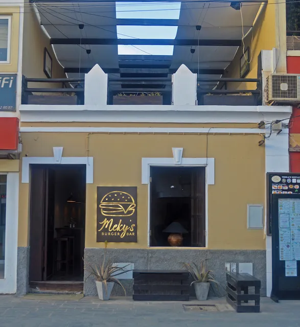 Meky's Burger Bar