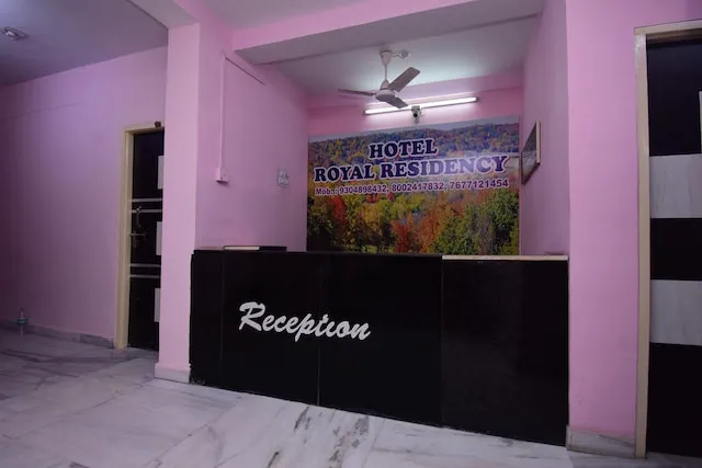 SPOT ON Hotel Royal Residency