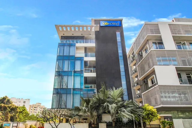 FabHotel Hill view II - Hotel in Hitech City, Hyderabad