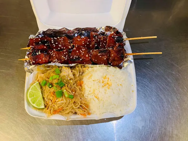 Emily's Filipino Food [Food Truck]