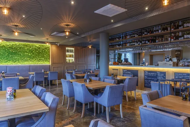 Ristorante Con Giardino