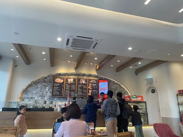 Highlands Coffee KĐT Thanh Hà Hà Nội