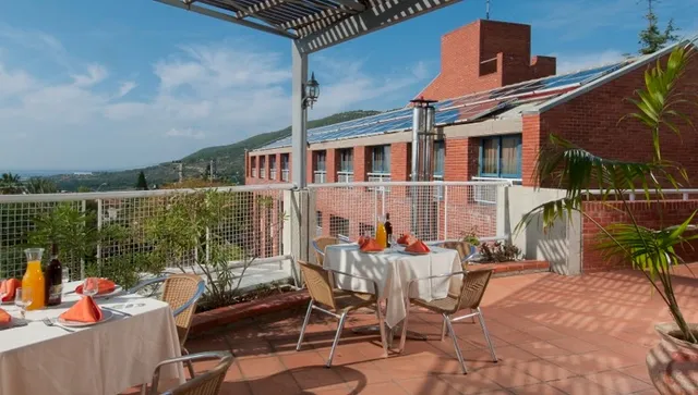 אכסניית אנ"א שלומי Hi Shlomi Hostel