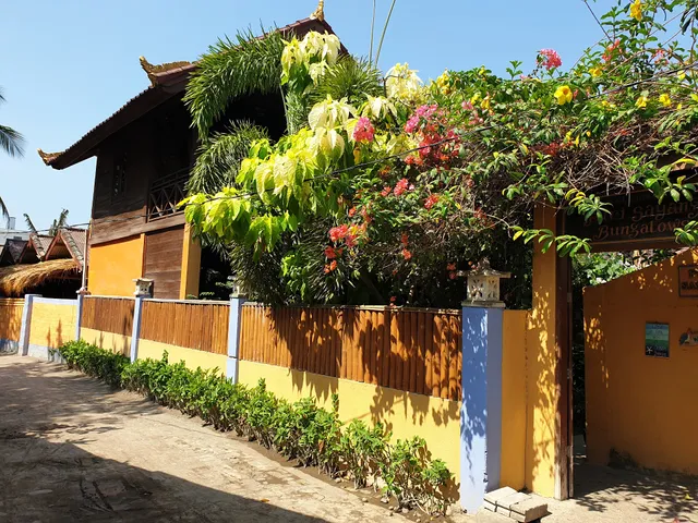 Puri Sayang Bungalows