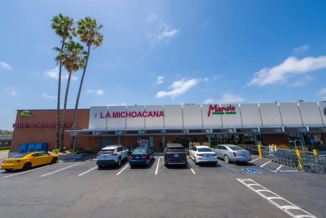 Manolo Farmers Market