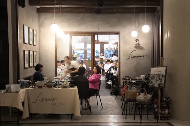 Simmer by Praha - Sindhorn