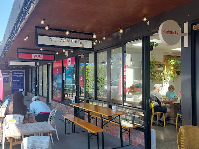 November Cafe Mairangi Bay