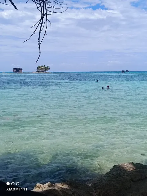 Club de playa Rocky Cay Decameron