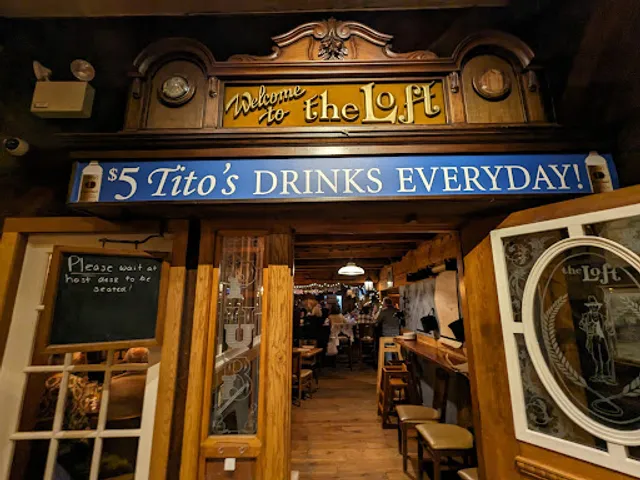 The Loft Restaurant & Pub