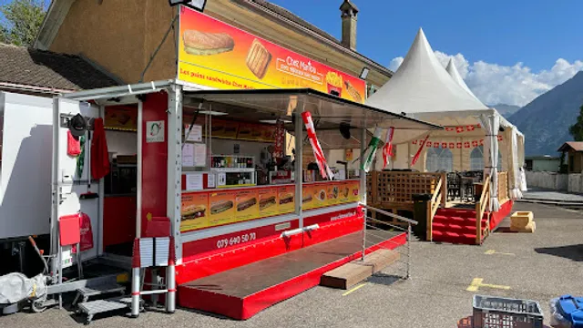 Chez Marilou - La Buvette, Spécialités aux fromages - Malakoffs - Sandwichs chaud à la raclette du Valais - Fait maison