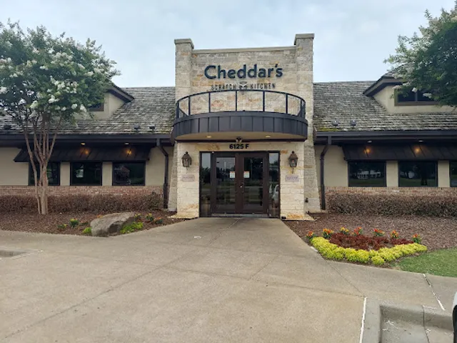 Cheddar's Scratch Kitchen