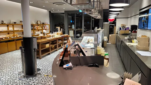 Cafe Artisée (Dongbu Ichon)