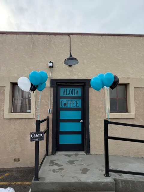 Aloha Golf and Coffee Lounge