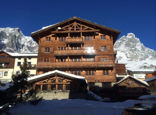 Albergo Punta Maquignaz