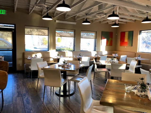 Garden of the Gods Market and Cafe Downtown