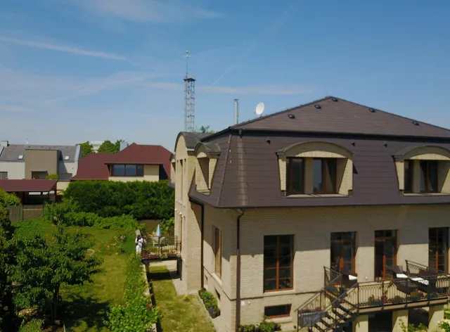 Homestay Nad Helmrovkou