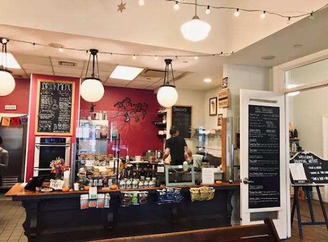 Starving Artist Cafe